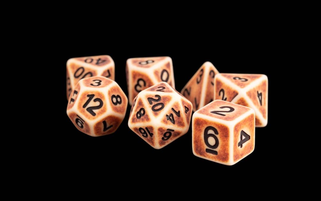 FanRoll by Metallic Dice Games – Dados por atacado – Conjunto de Dados Poliédricos de Resina 16mm - Colorido 18 Cores12