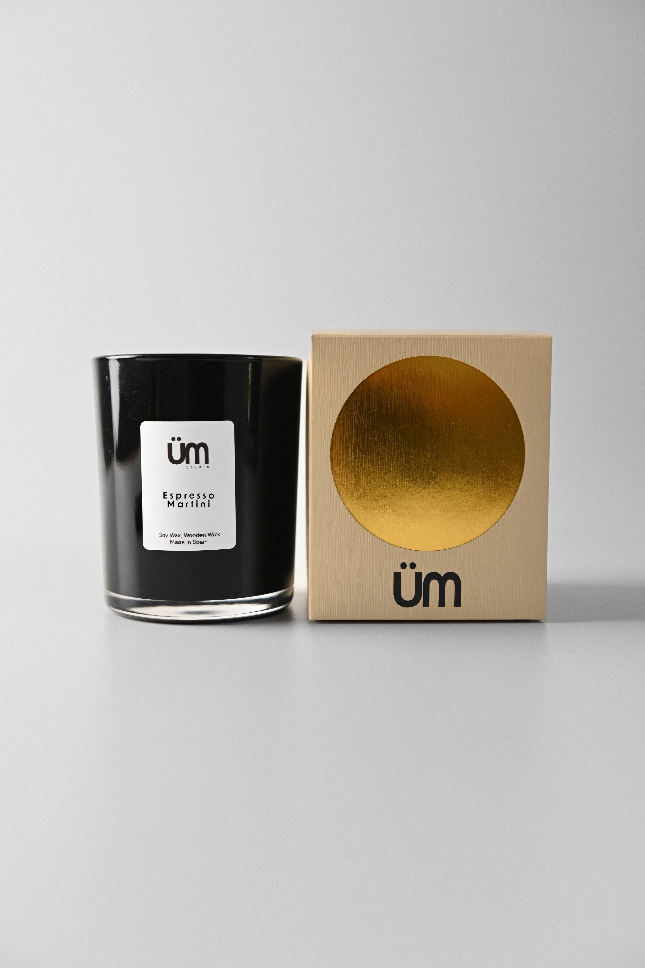 Studio ÜM - Wholesale Jar/Filled Candle - Espresso Martini Candle