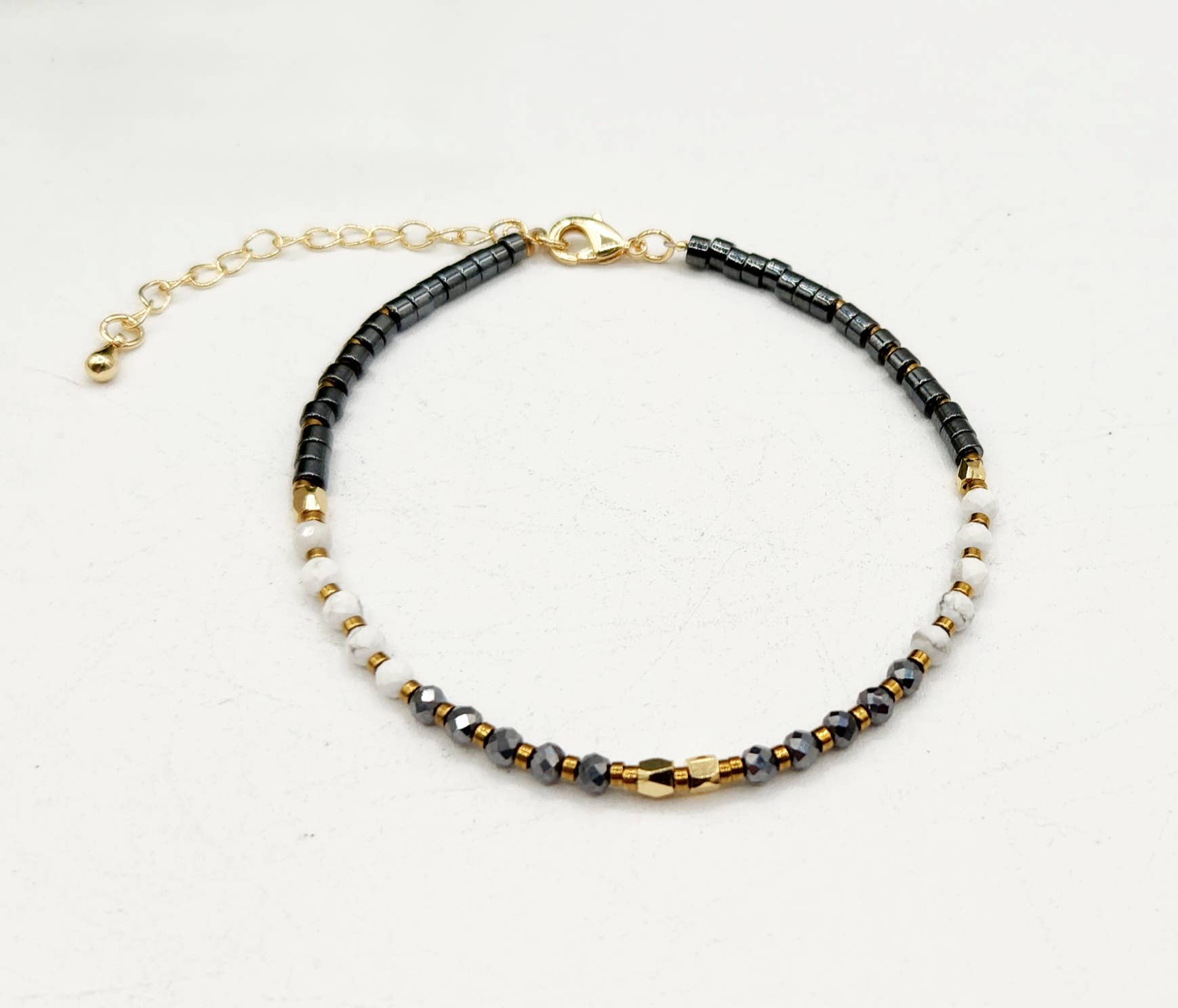 Meraki Gemstones – Pulseira de missangas por atacado – ALÍVIO DA DOR-Pulseira de Terahertz/Howlite/Hematite-3mm c/Fecho1