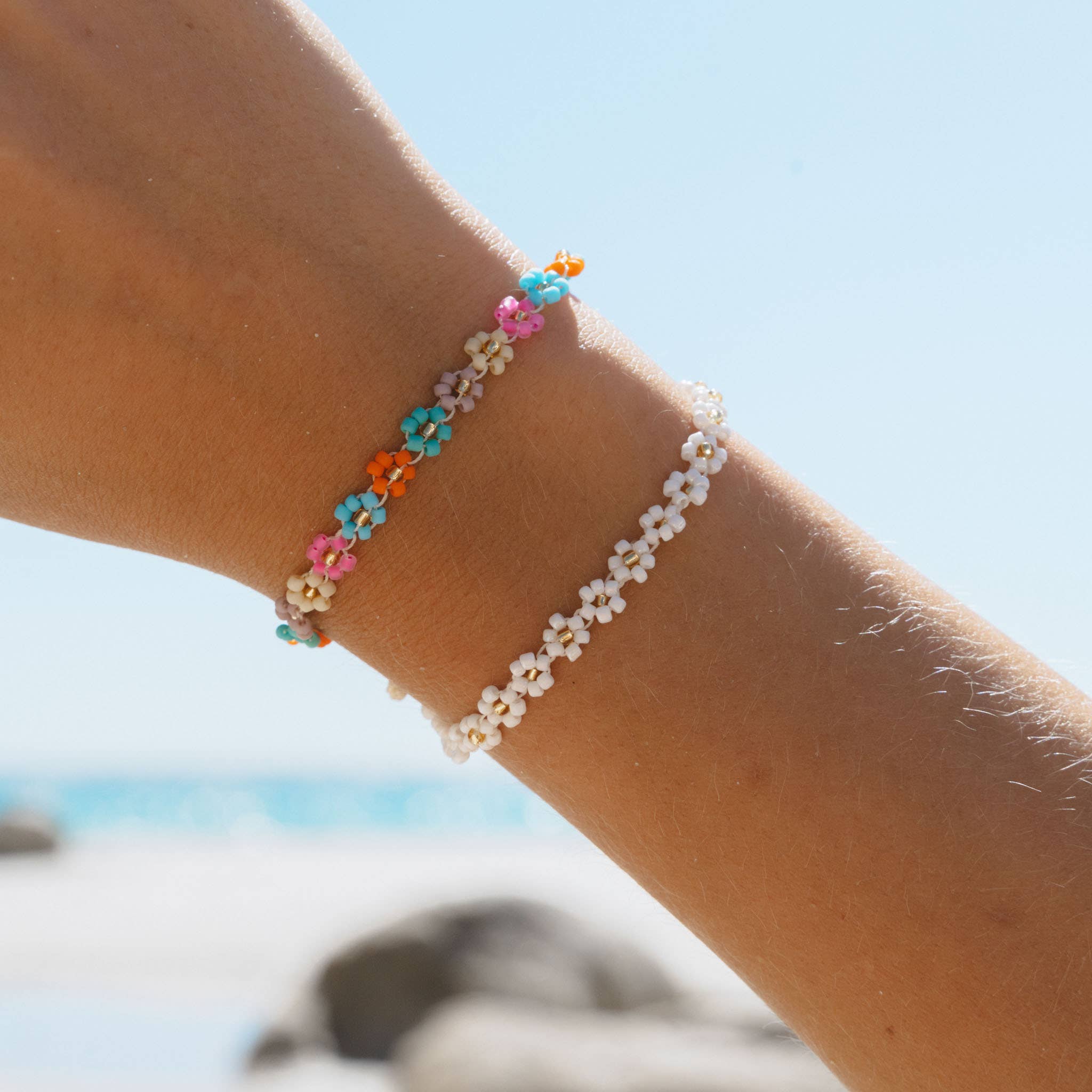 Pineapple Island – wholesale Beaded bracelet – Kelopak Daisy Chain Beaded Bracelet9