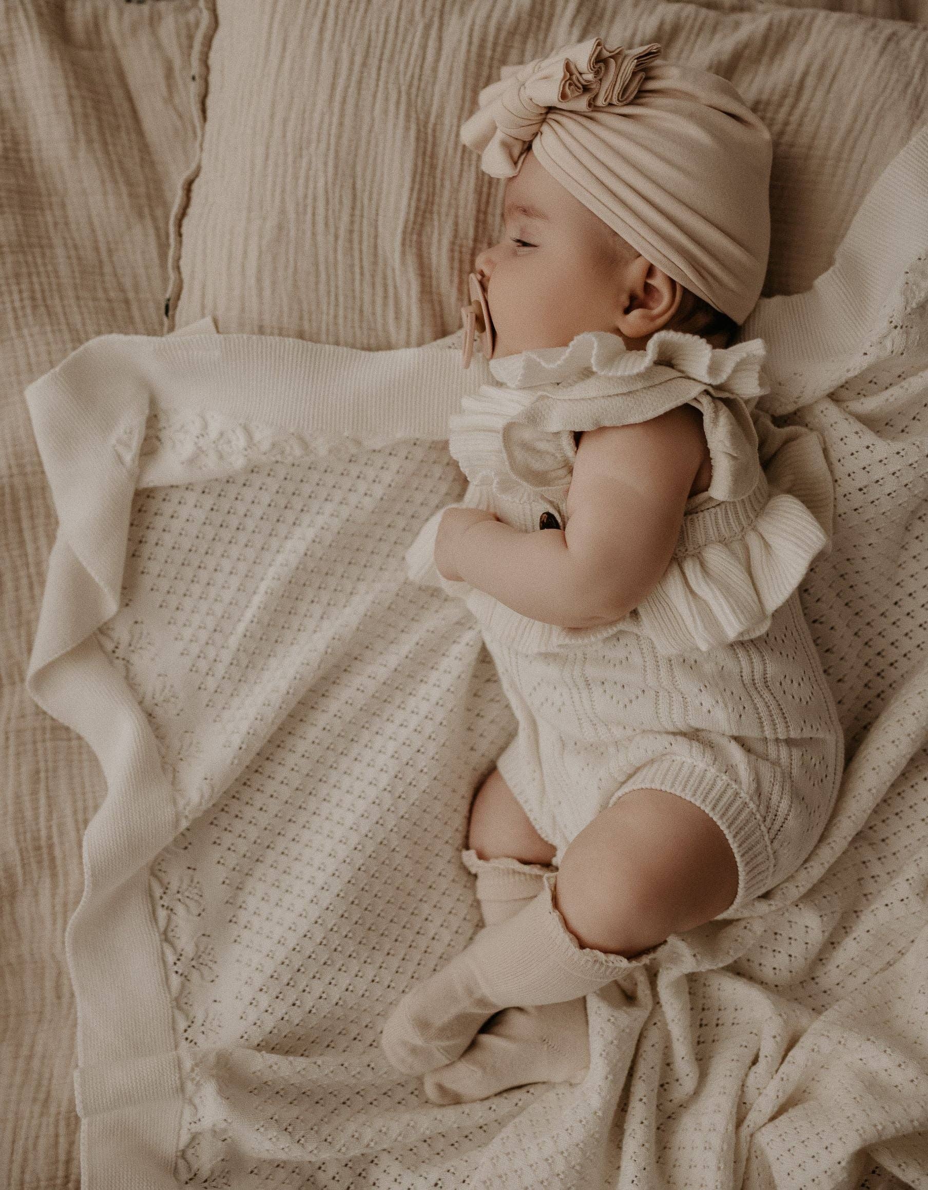 koffiemelk Crèmekleurige gebreide heirloom-deken voor groothandel op Faire1