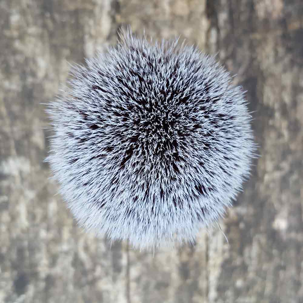 Savonnerie Aubergine - Wholesale Shave Brush - Men's - Vegan beard shaving brush with synthetic wooden bristles1