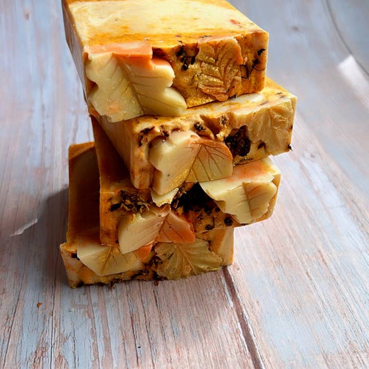 LaVic Organics - Wholesale Bar Soap - Autumn leaves
