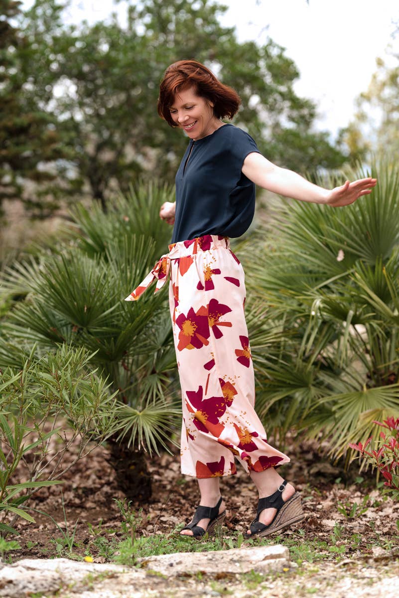 Eglantine et Zoé – Großhandel Stoff – Viscose-Crêpe-Stoff in Ink-Farbe12