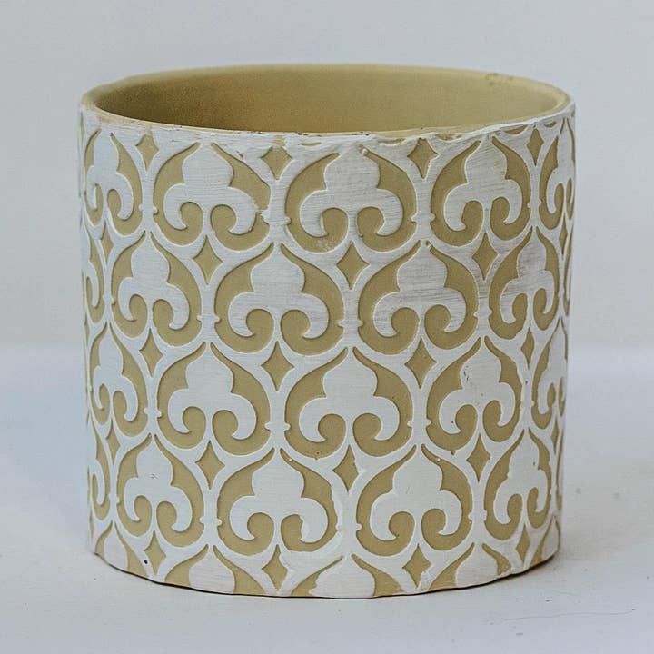 Pot de fleurs en ciment, Fleur-de-lys, Crème pour la vente par Forpost Trade Inc