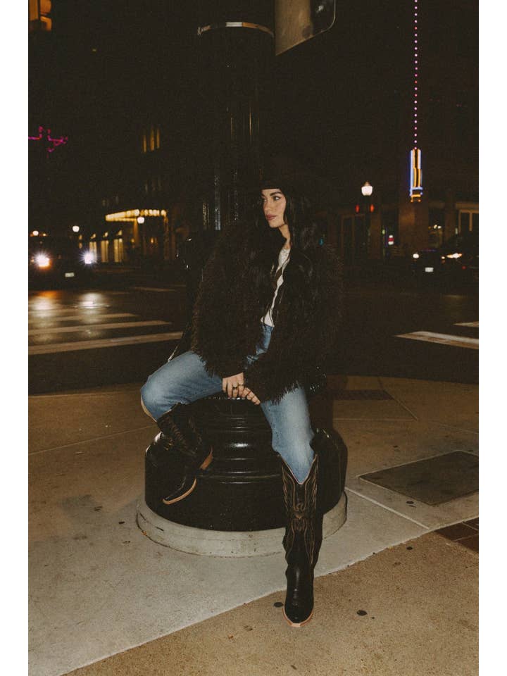 Rodeo Hippie - Wholesale Jacket - Women's - LUXE COWGIRL FAUX FUR JACKET IN BROWN (Pre-pack 2/2/2/1)2