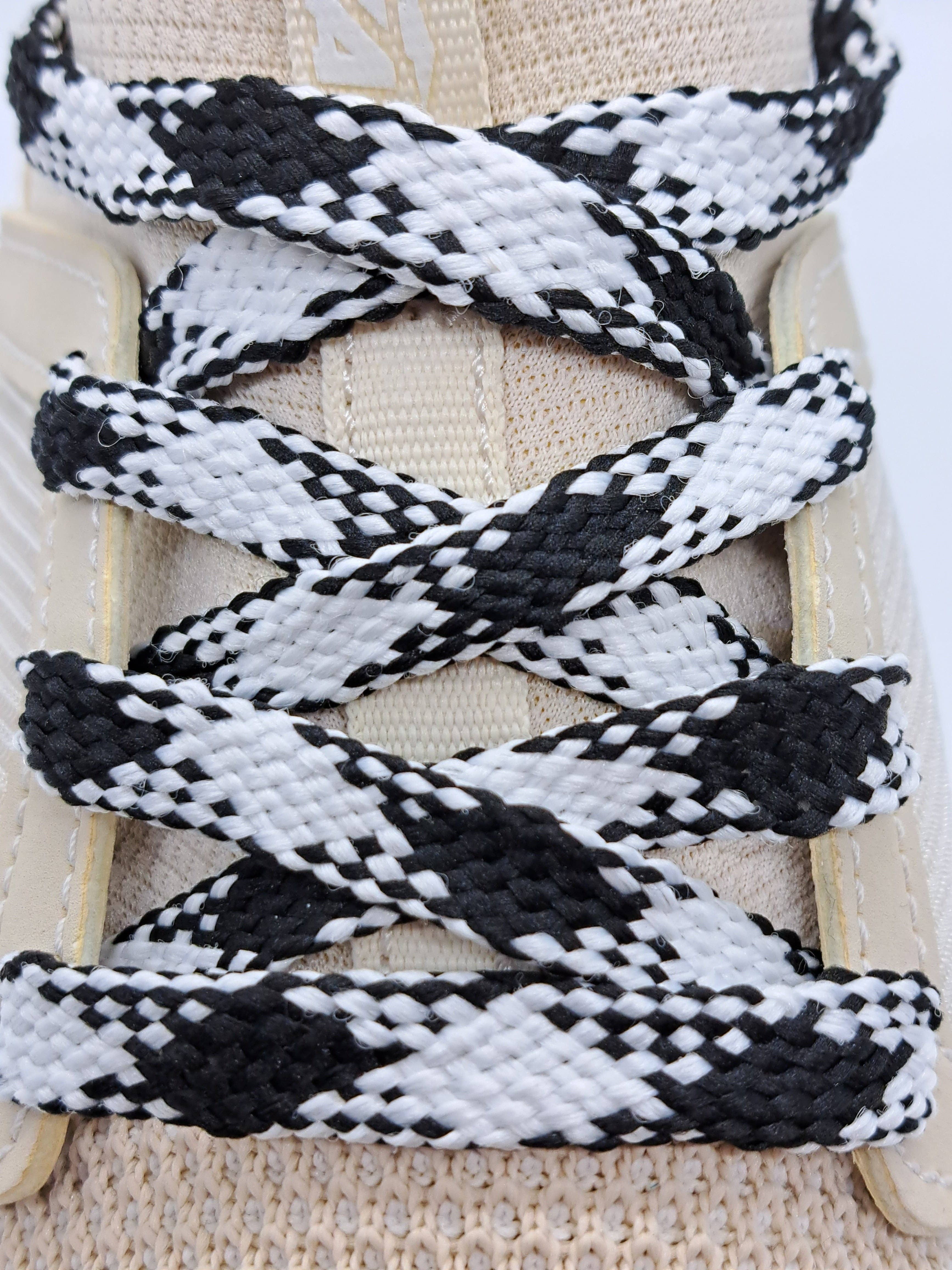 The Shoelace Factory - Wholesale Shoelaces - Unisex - Flat Argyle Shoelaces - Black and White1