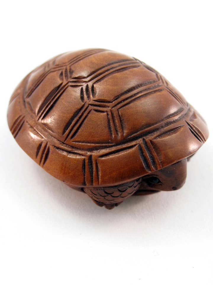 Boxwood Netsuke - Hiding Turtle for wholesale by Tika