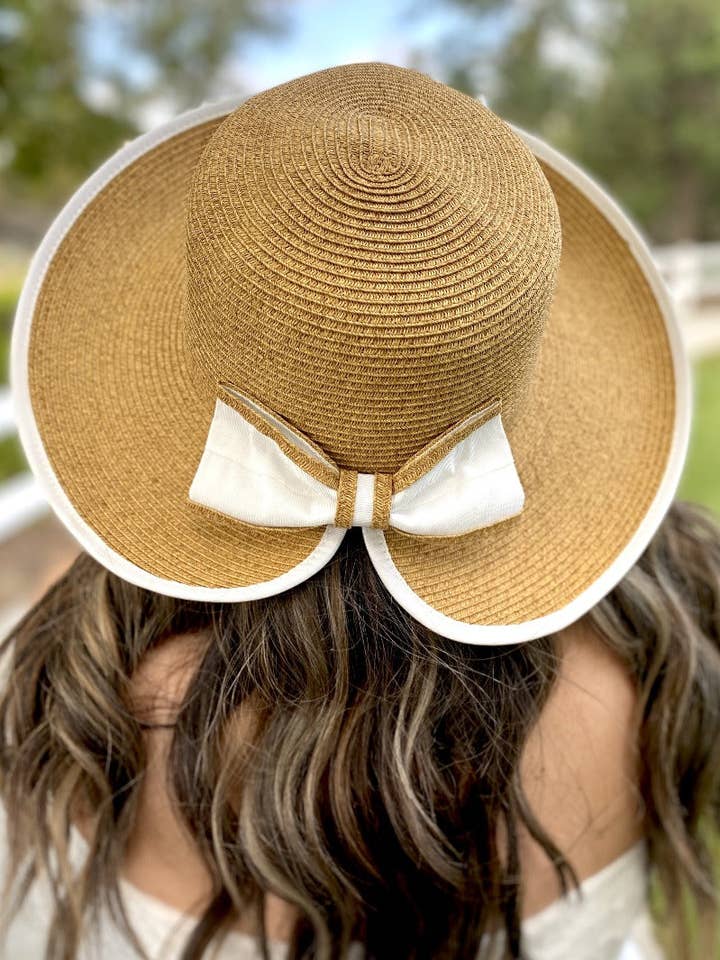 Chapeau Visor d'Été pour Femmes avec Nœud UPF 50 - Carolina pour la vente par Sungrubbies