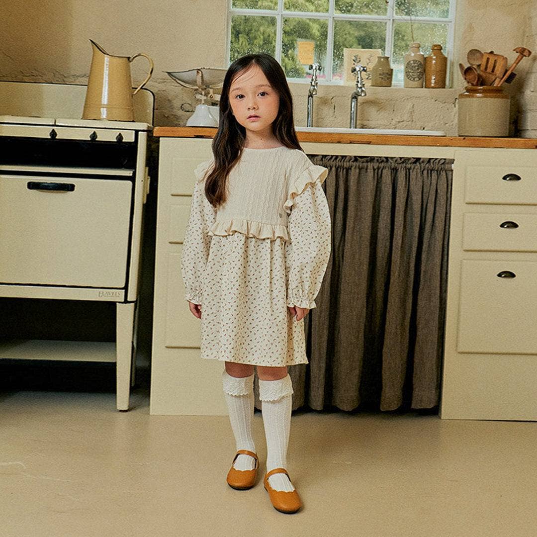 ToTo Heros - Wholesale Dress - Kids - Nana Knit Vest Detail Floral Dress4