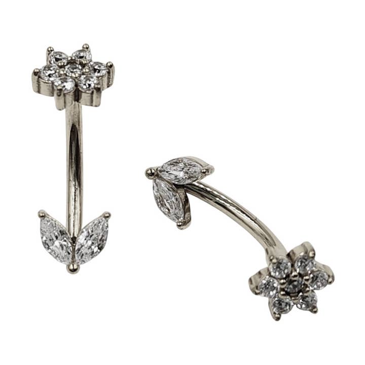 Piercing banane double fleurs
pour la vente par MYLENE ET FELIX