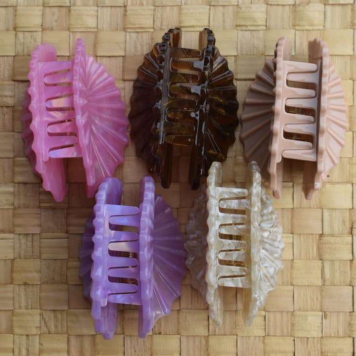 Revel Sun Hawai'i - Wholesale Hair Clip - Women's - 'Opihi Shell Shaped Claw Clip5