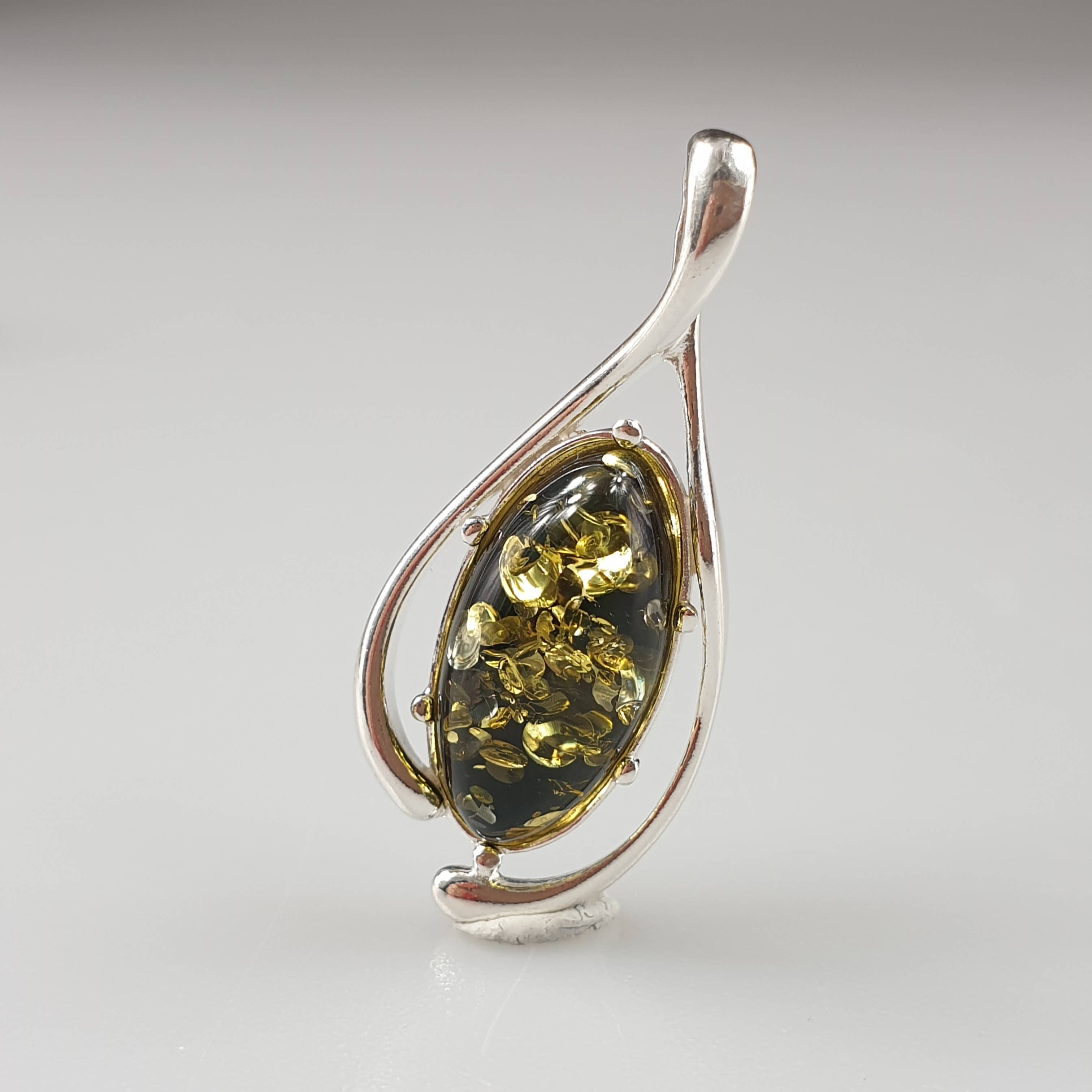 AmberLithuania - Wholesale Pendant/Charm Necklace - Sterling silver 925 necklace. Healing Gemstone pendant1