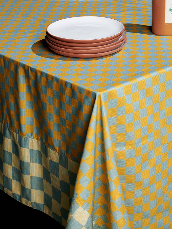 Tablecloth Reversible Checker for wholesale by Tortuga Forma
