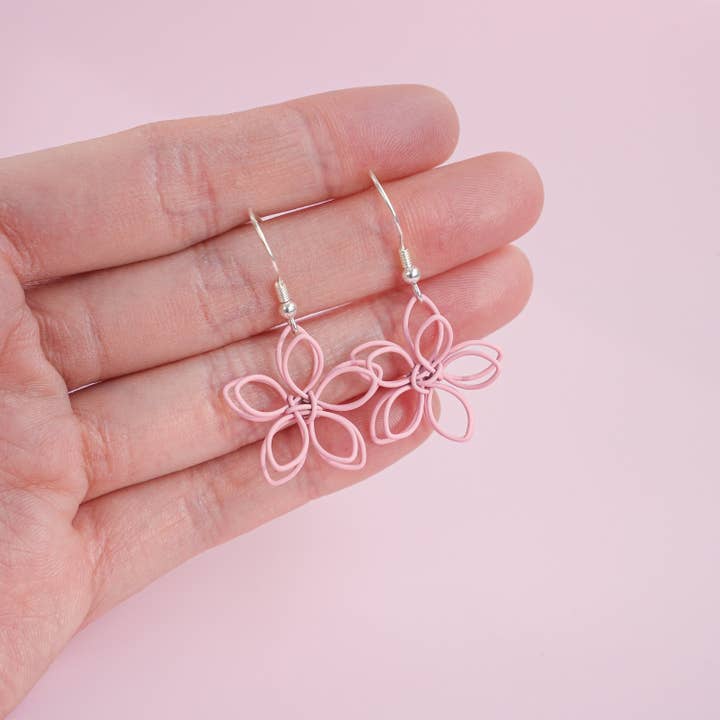 Mini Story Co - Wholesale Hangende/ronde oorbellen - Sakura Bloem Hanger Oorbellen4