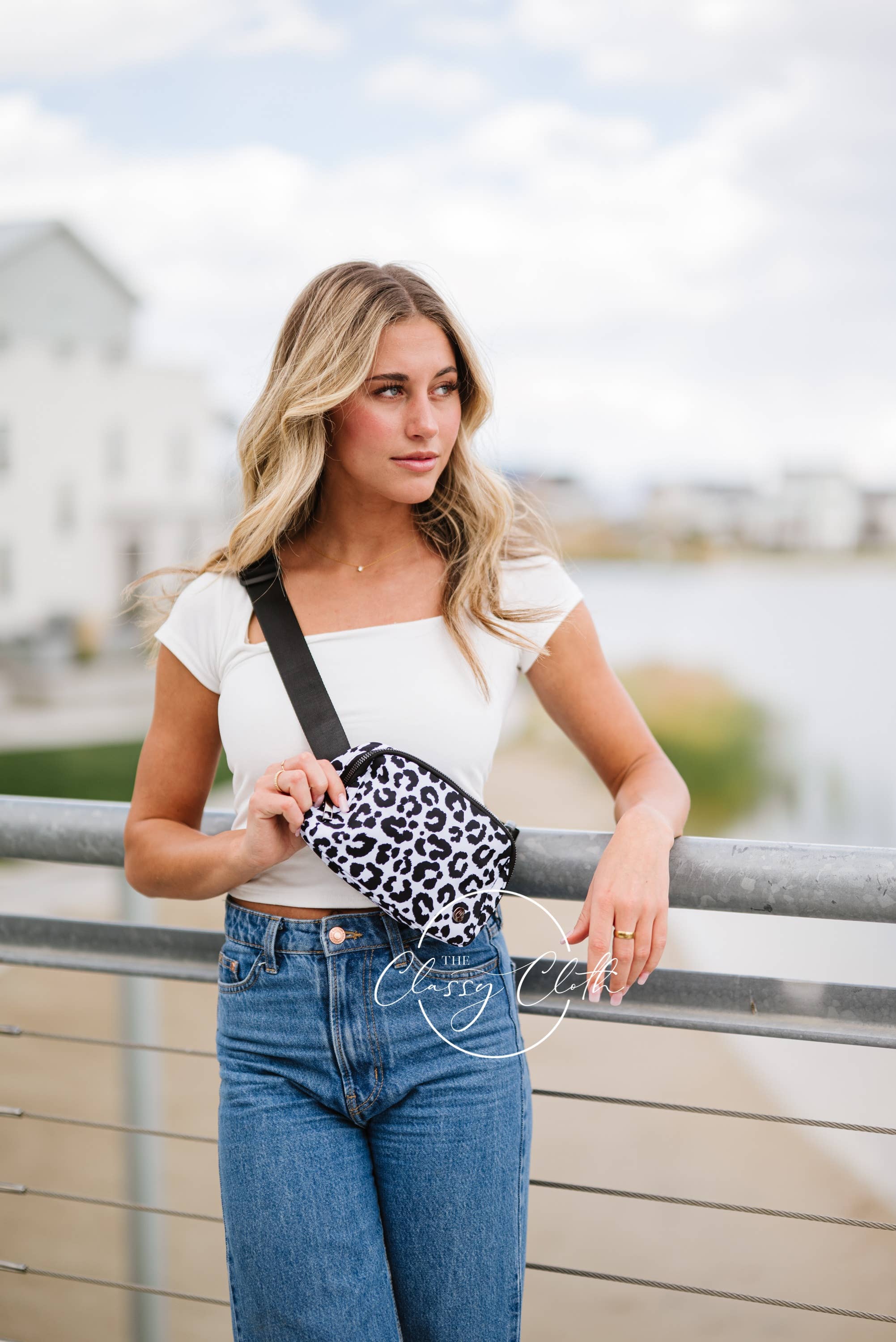 The Classy Cloth WS - Vendita all'ingrosso Marsupio - Donna - Marsupio in Nylon con Cintura - Leopardo Nero RTS4