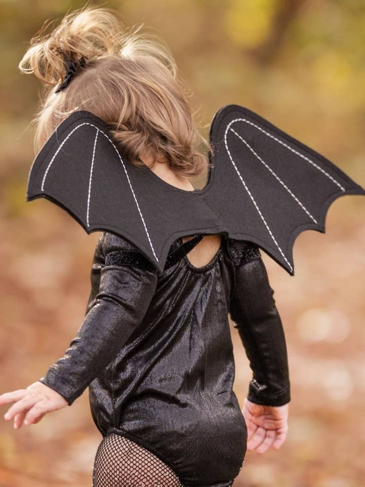 alas murciélago para venta al por mayor de Bailey's Blossoms