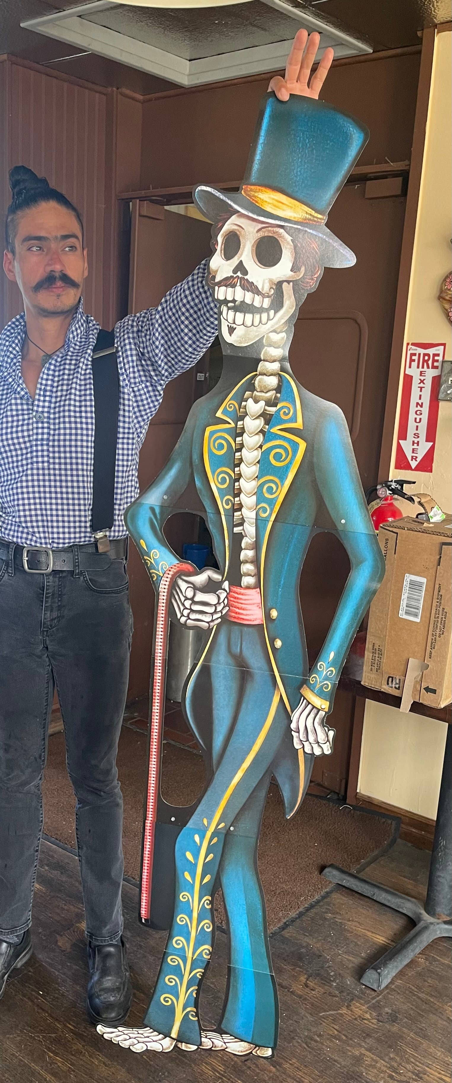 Fiesta Color - Wholesale Decorative Figurine - Giant CATRIN DAY of the DEAD Decoration