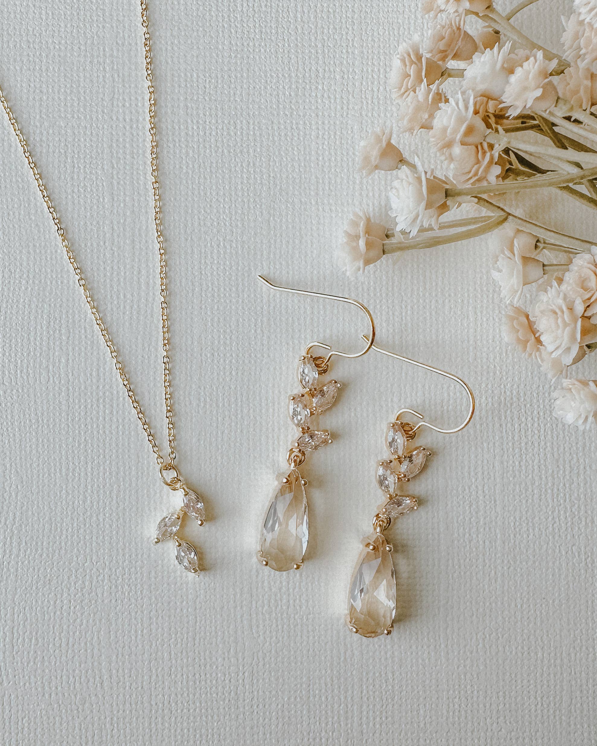 Clay & Fern Co. - Wholesale Dangle Earrings - Willow Earrings - Gold Wedding Jewelry2