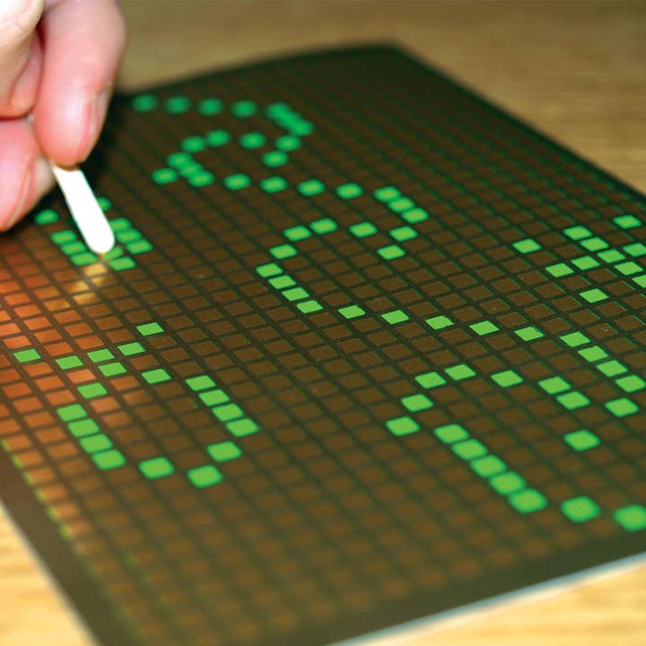 Copernicus Toys - Wholesale DIY craft kit - Pixel Scratch Card |
Scratch away to make own message card1