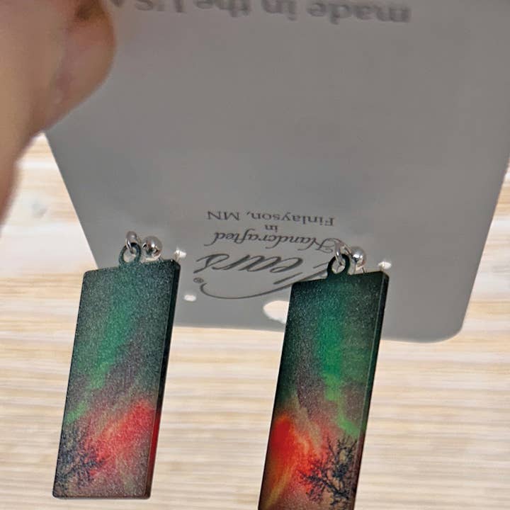 d'ears inc. - Wholesale Hangende/ronde oorbellen - Groene Bliksem Aurora oorbellen, sterling zilveren oorhaken4