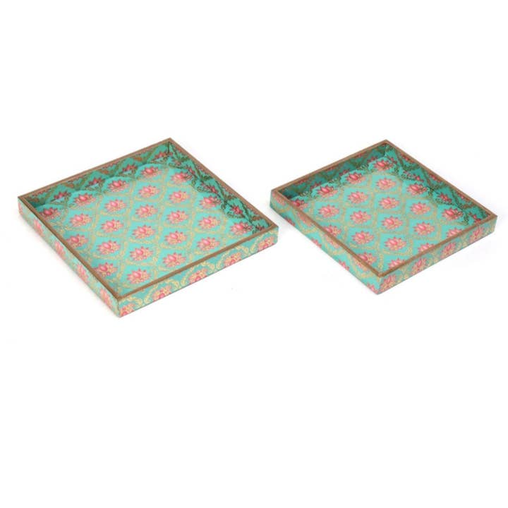 Magnifique Hearts - Wholesale Serving Tray - Set of 2: Designer Wooden Serving Tray 3D Gold Foil Details