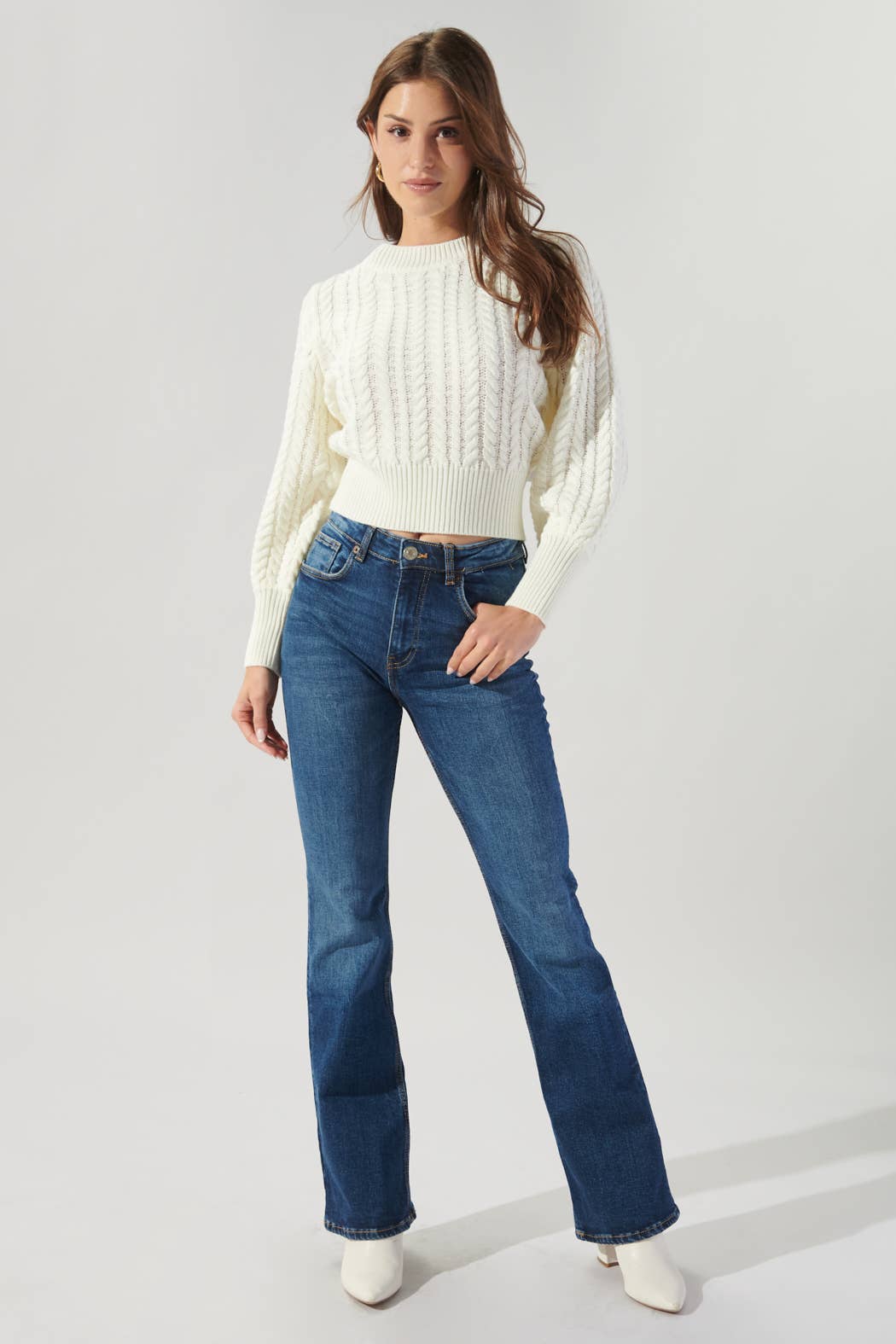 Blanc Pull blanc à manches ballon en maille torsadée Ashtyn en vente sur Faire3