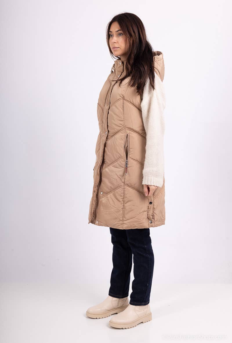 Saturne Paris - BIG SIZE EXCLUSIVE - Wholesale Outerwear Vest - Women's - Quilted Sleeveless Puffer Vest - Plus Size TG581