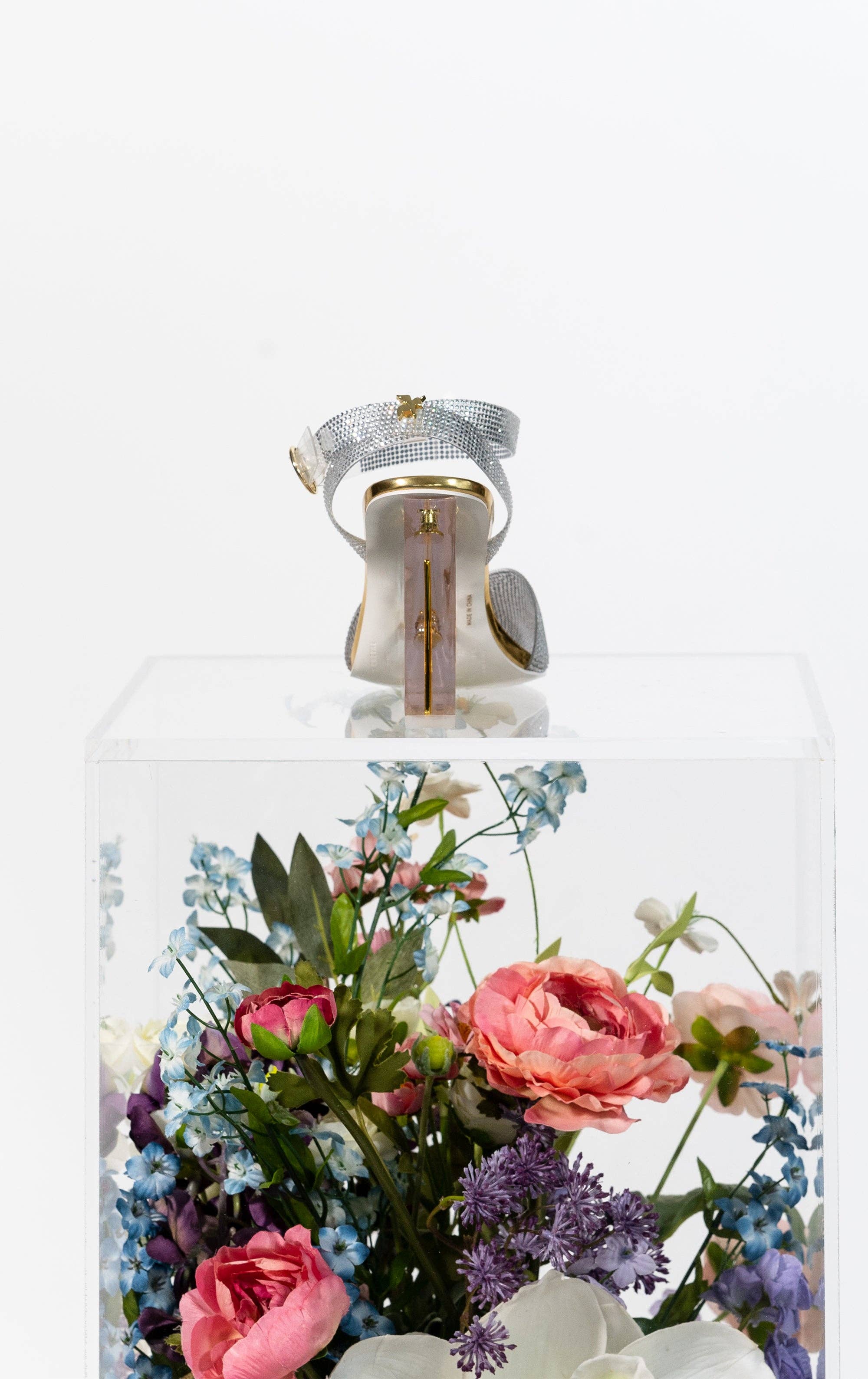 She is Cheval - Wholesale High Heels - Women's - Did my Heart Love, 'Til Now?3