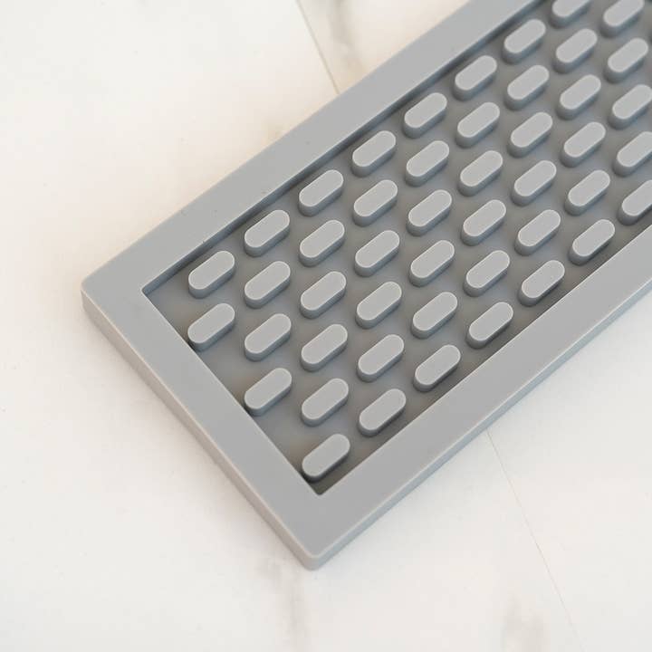 A Bar Above - Wholesale Bar Tool - Silicone Bar Mat - Thin (3.25x18"), Gray