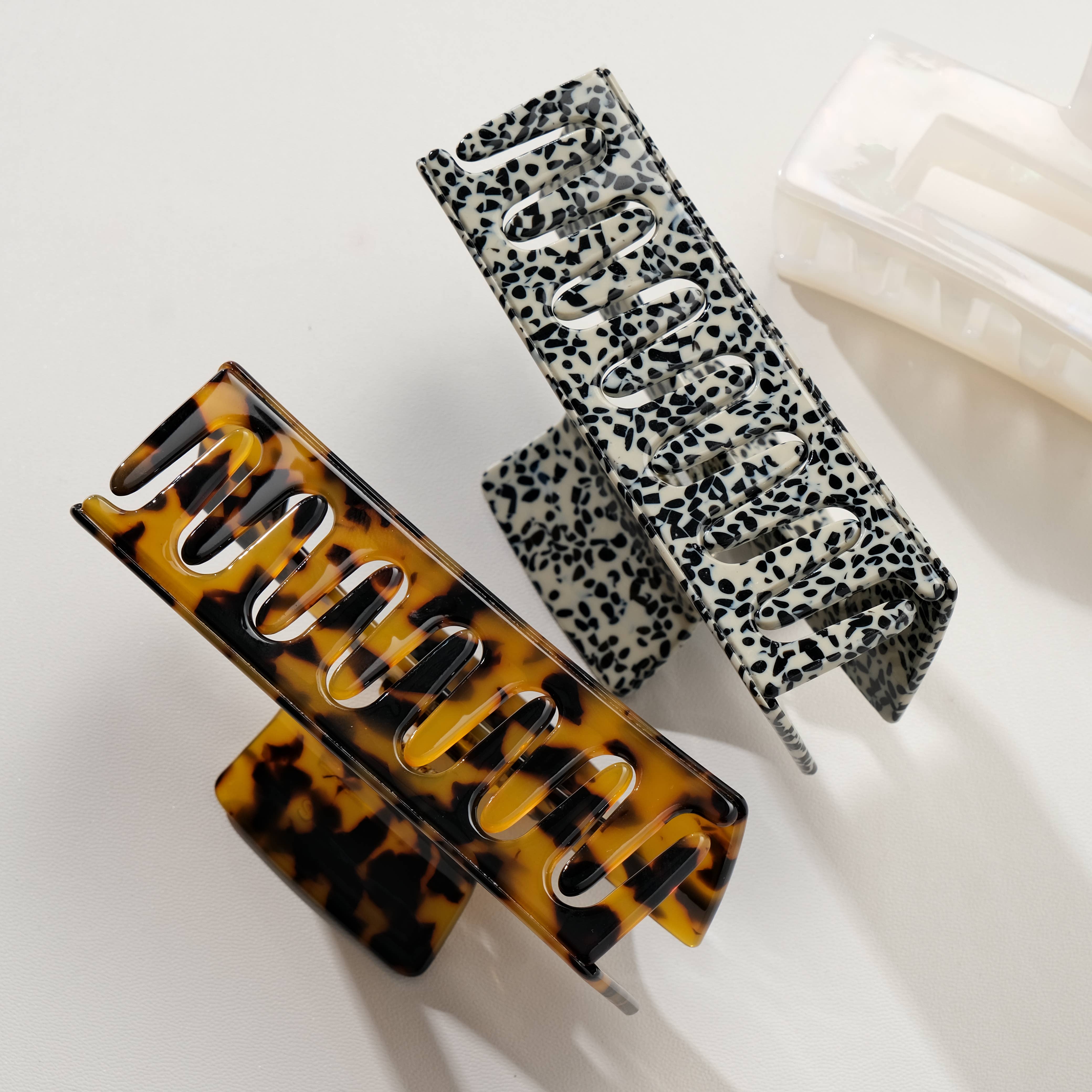 Surtido Luna grande | Pinza clásica rectangular grande para el cabello de venta al por mayor en Faire6