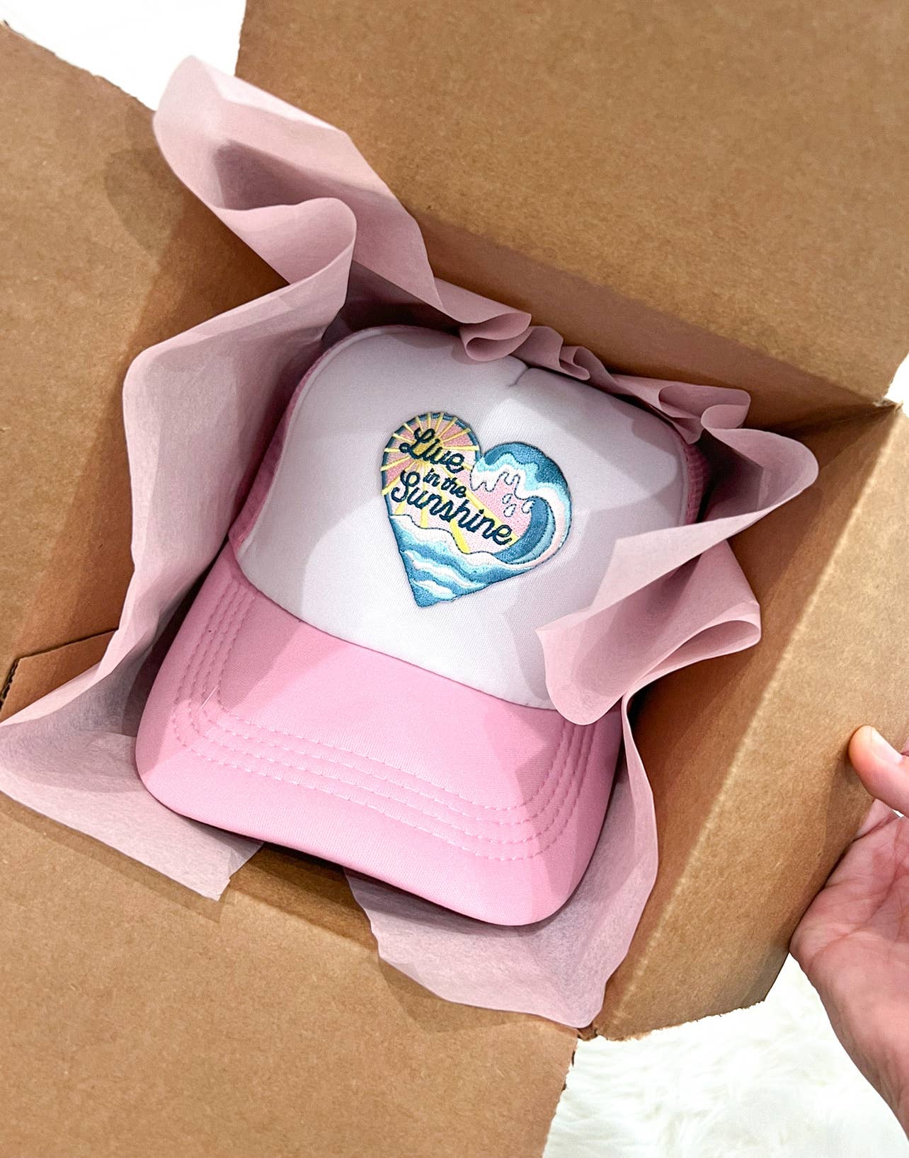 Electric Feels Company – Engroshandel Trucker hat - Dame – Lev i solskin Trucker Hat | Sommerhat2