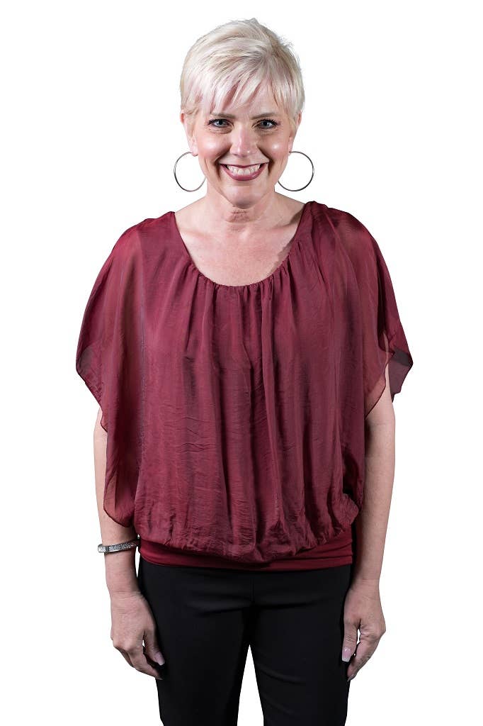 TINA Stephens Italy/Tees By Tina – Engroshandel Bluse - Dame – Aurora Flutter Fly Sleeve Silke Top m/Band Bund (BSS202)3