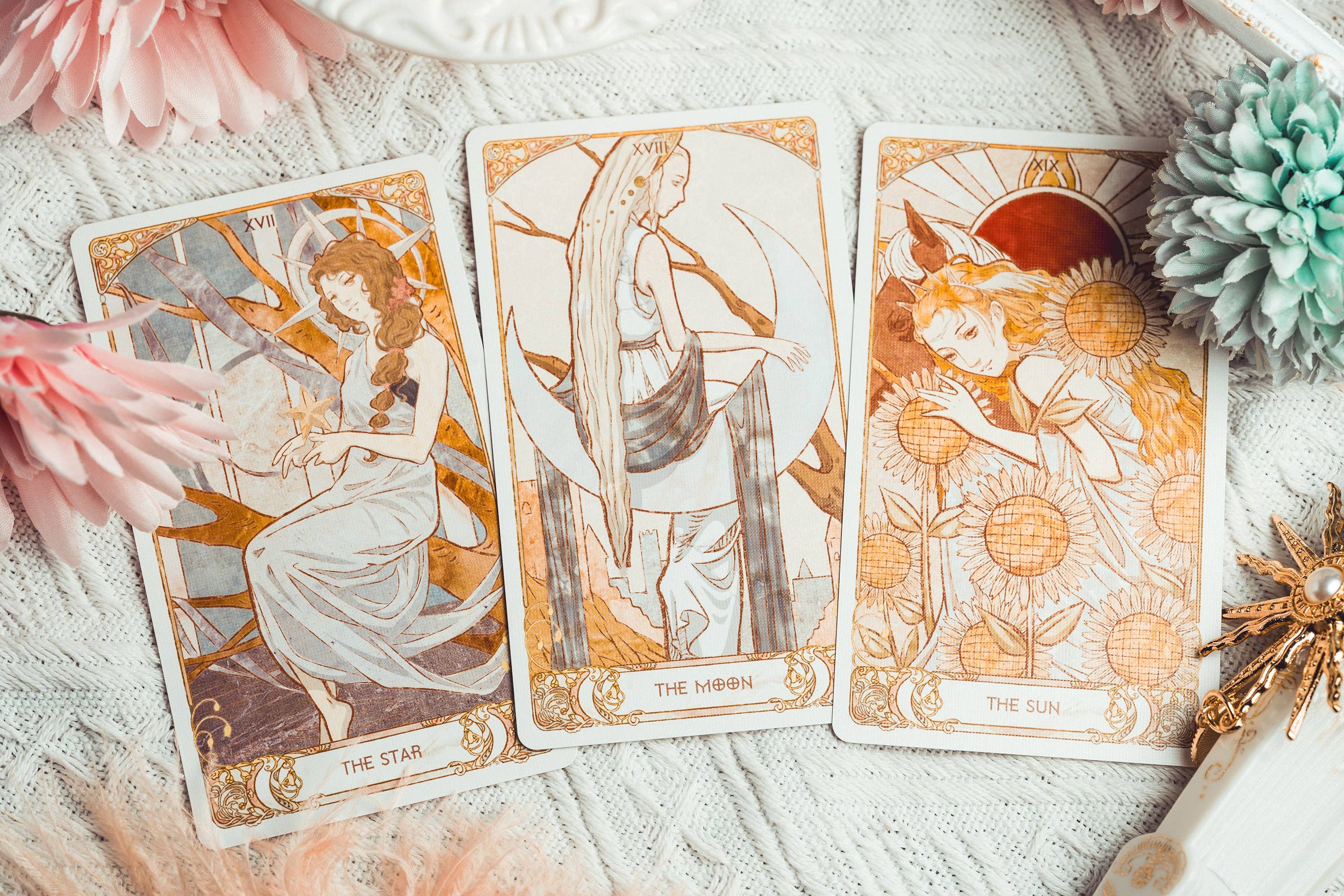 Vermilion Collection - Wholesale Tarot Cards - Moravia Tarot19