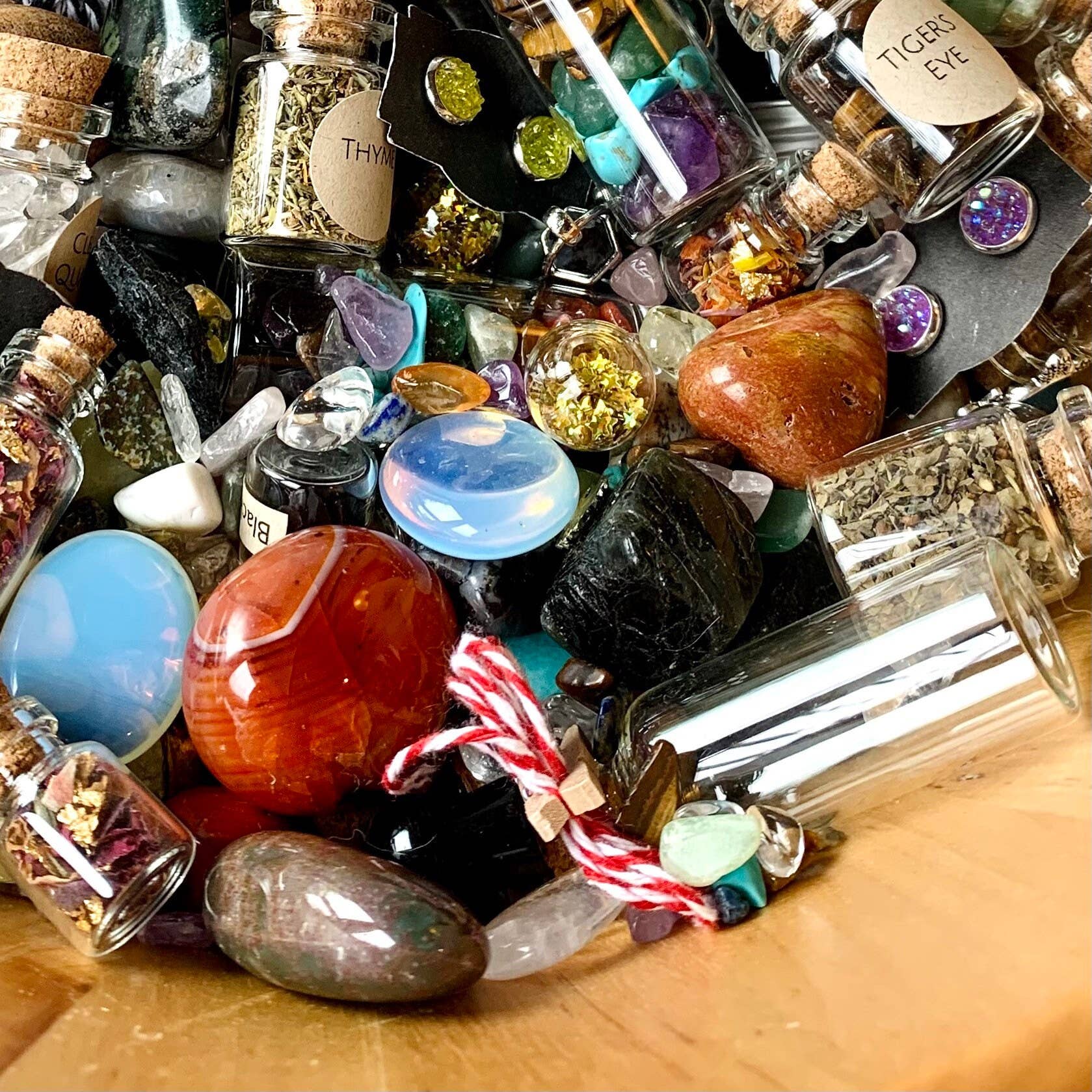 Purple Door ATX - Wholesale Spiritual Stone/Crystal - Crystal Confetti Witch Brew Mystery Scoops Pack in Cauldron5