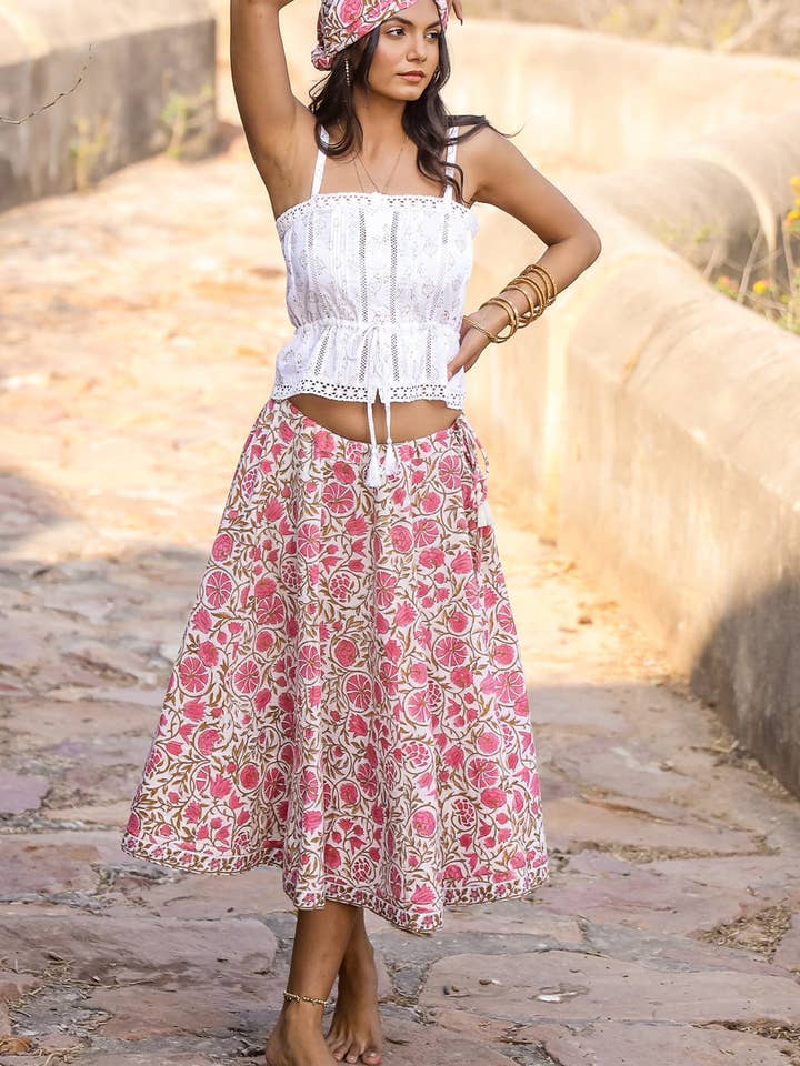 A SAIA BOHO ESTAMPADA DAPHNE COTTAGECORE por atacado de Must Love Travel Clothing