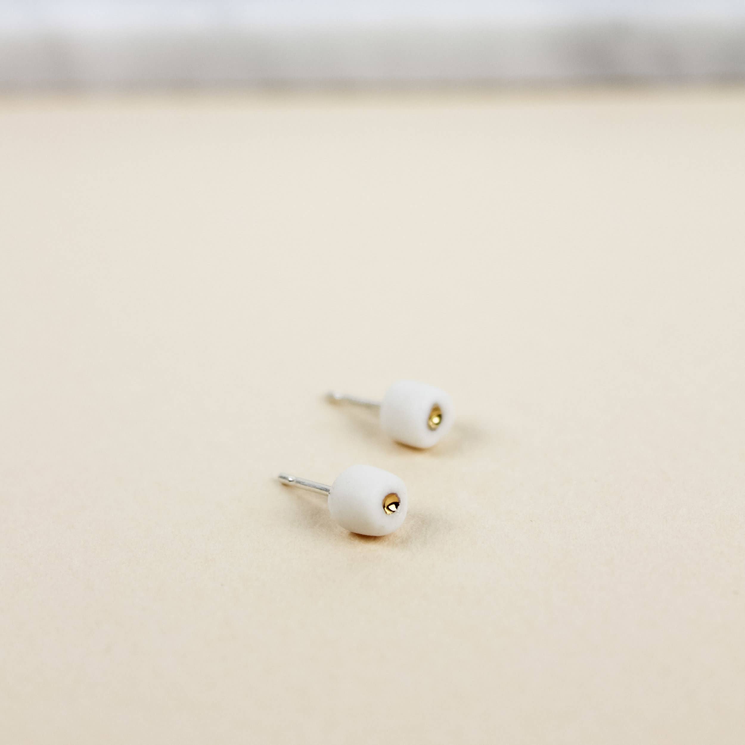 Barrow PDX – wholesale Stud/post earrings – Atom Stud Earrings - White Porcelain with 22k Gold dot2