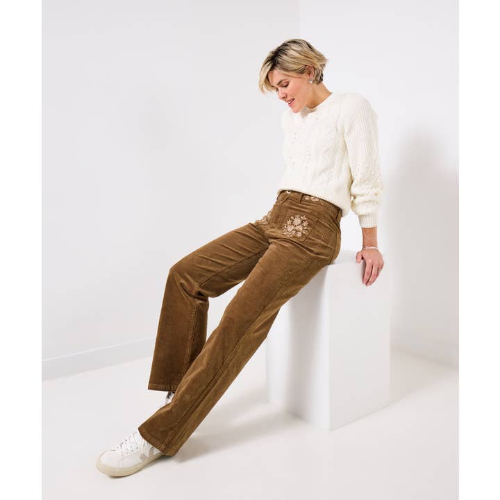 Pantalon en velours côtelé brodé Stevie pour la vente par Joe Browns