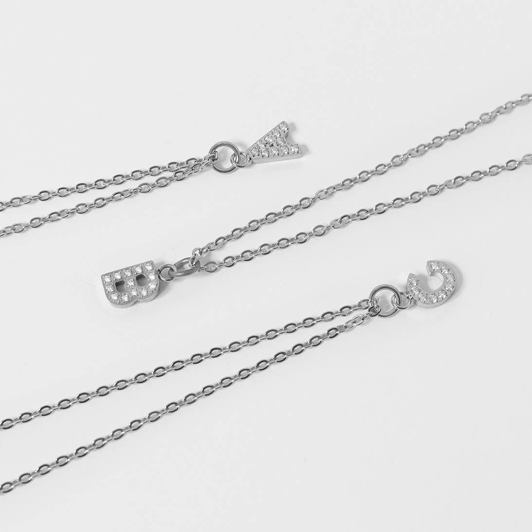 WJW - Vendita all'ingrosso Ciondolo/pendente - Ciondoli con lettera iniziale in acciaio inossidabile e pavé di zirconi cubici31