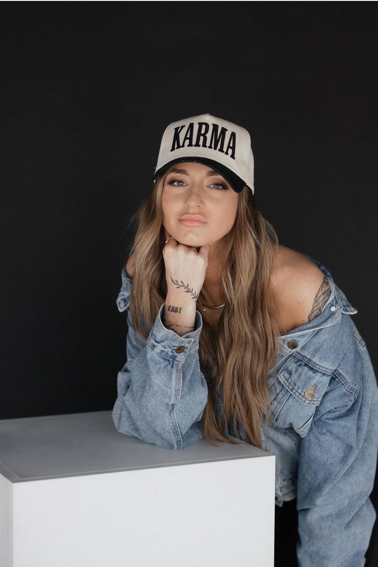 Electric label – wholesale Truckerkeps – Dam – KARMA keps2