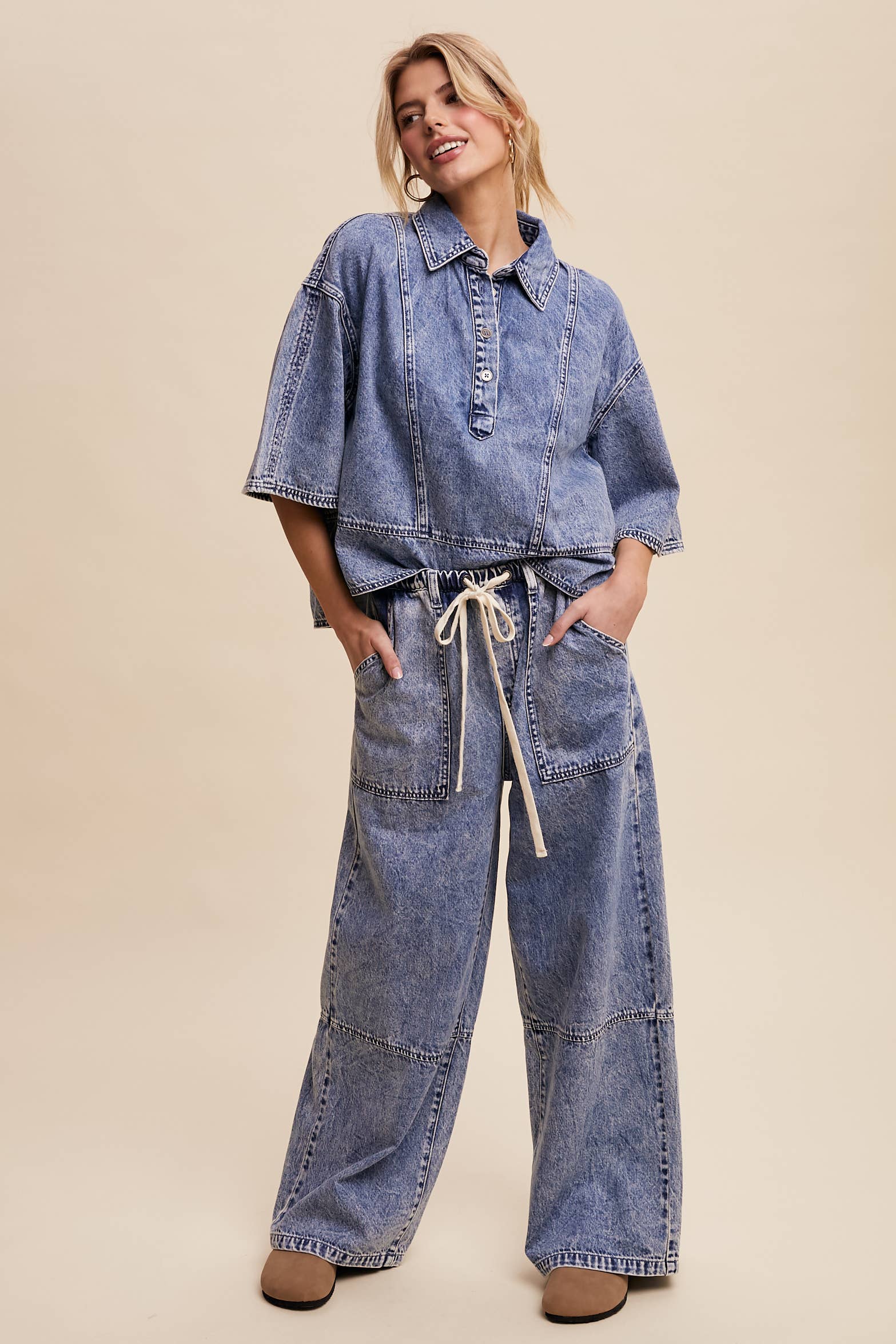 Listicle - Wholesale Jeans - Dames - Denim Broek met Wijde Pijpen en Trekkoord LP025610