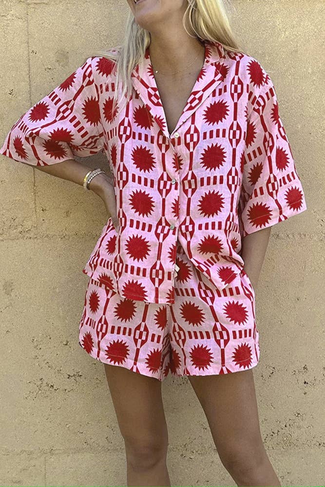 Rosso Camicia e pantaloncini abbottonati stampati rossi Set 2 pezzi ZK1039 in vendita all'ingrosso su Faire1