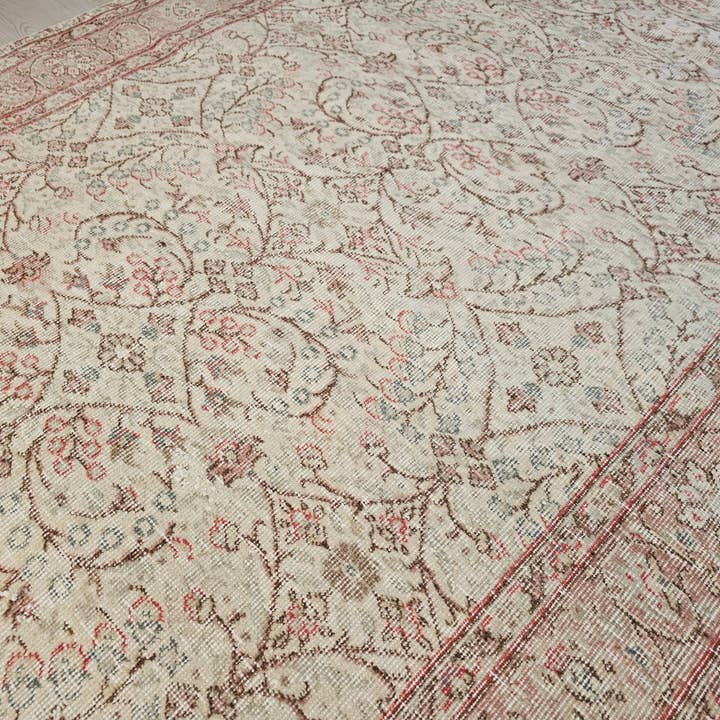 Hand Knotted Wool Turkish Oushak Rug: Cream & Pink Vintage Area Rug (5.10x7.50 feet) for wholesale by MesopotamiaRugs