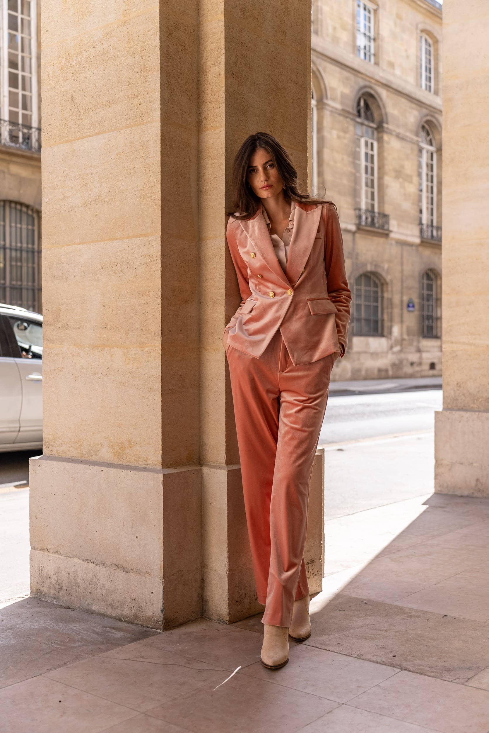 CHOKLATE PARIS - Wholesale Pants - Women's - High-waisted straight-cut velvet trousers - P222816