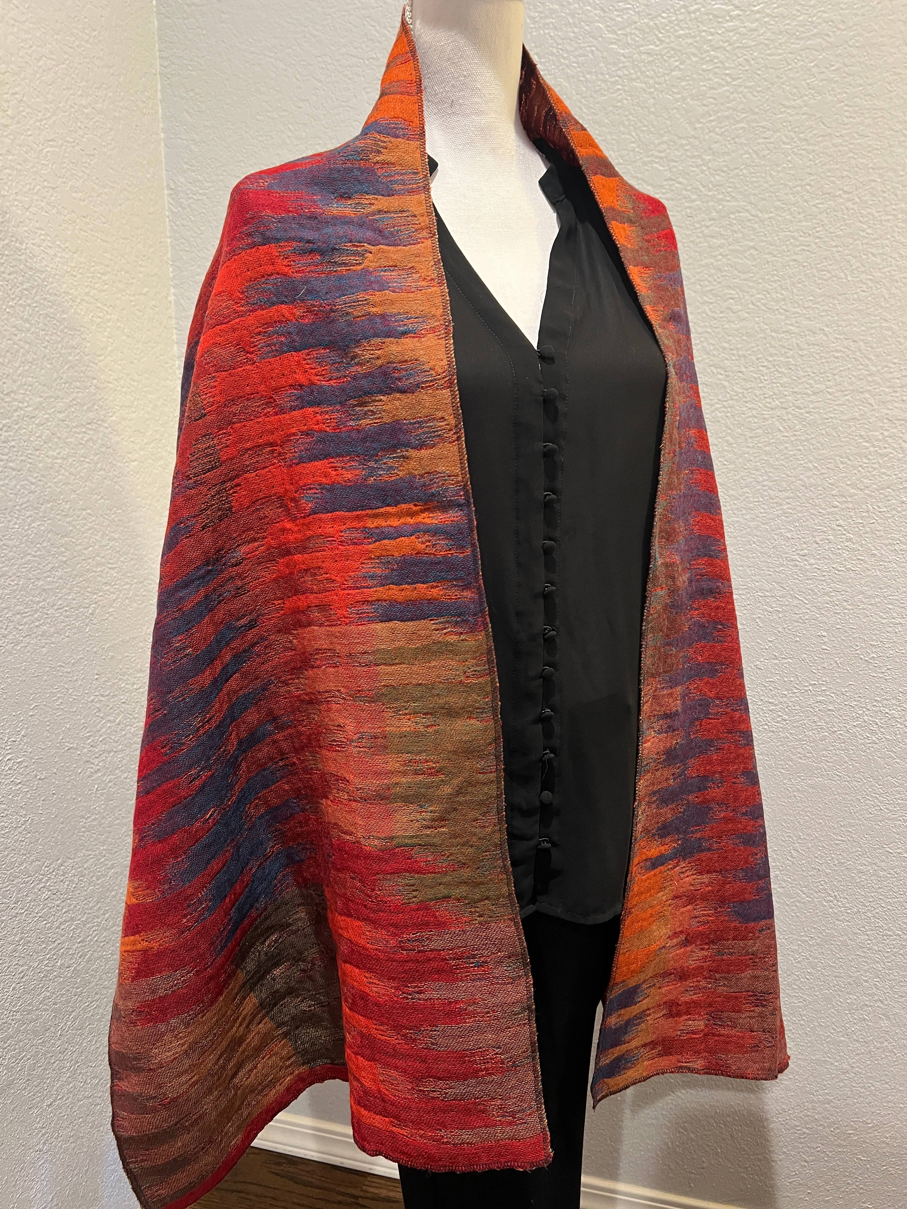 In Style Scarves - Vendita all'ingrosso Stola - Donna - Scialle/involucro reversibile in lana merino cotta in rosso marocchino9