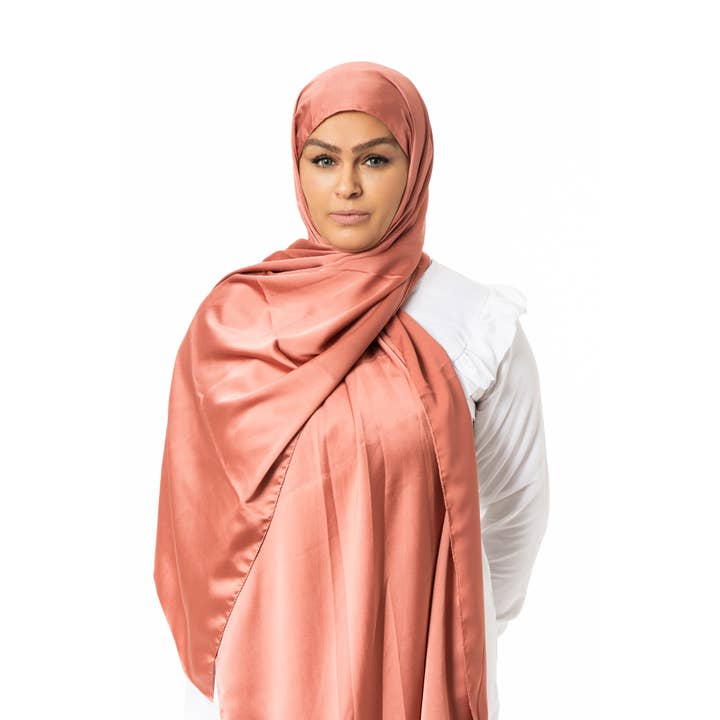 Sultana.R - Wholesale Hijab - Women's - Dubai satin hijab3