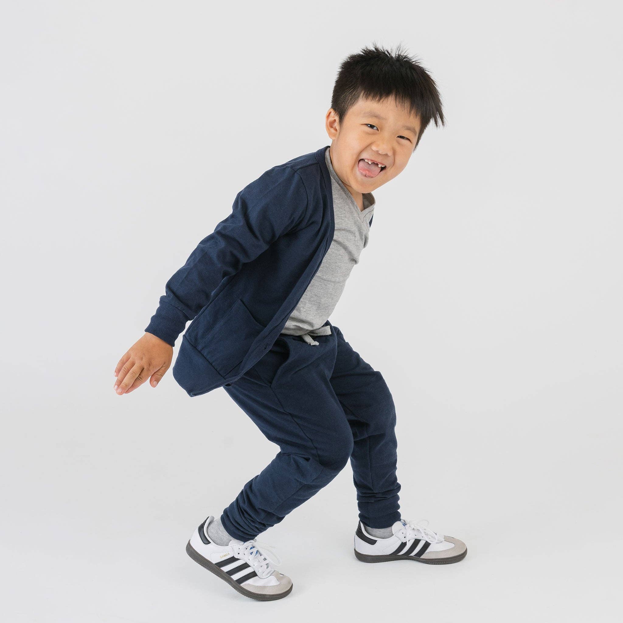 mini mioche collective inc. - Wholesale T-Shirt - Kids - Premium GOTS-Certified Organic Cloud V-Neck Tee19