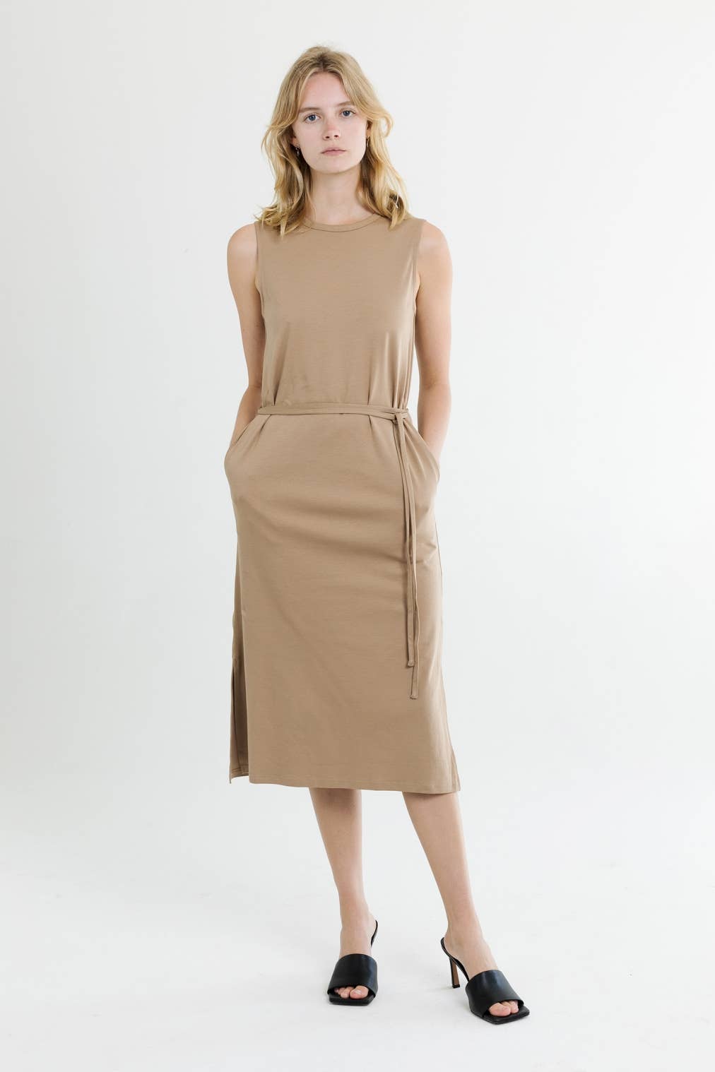 MOD REF - Wholesale Dress - Women's - The Ashlyn Dress5
