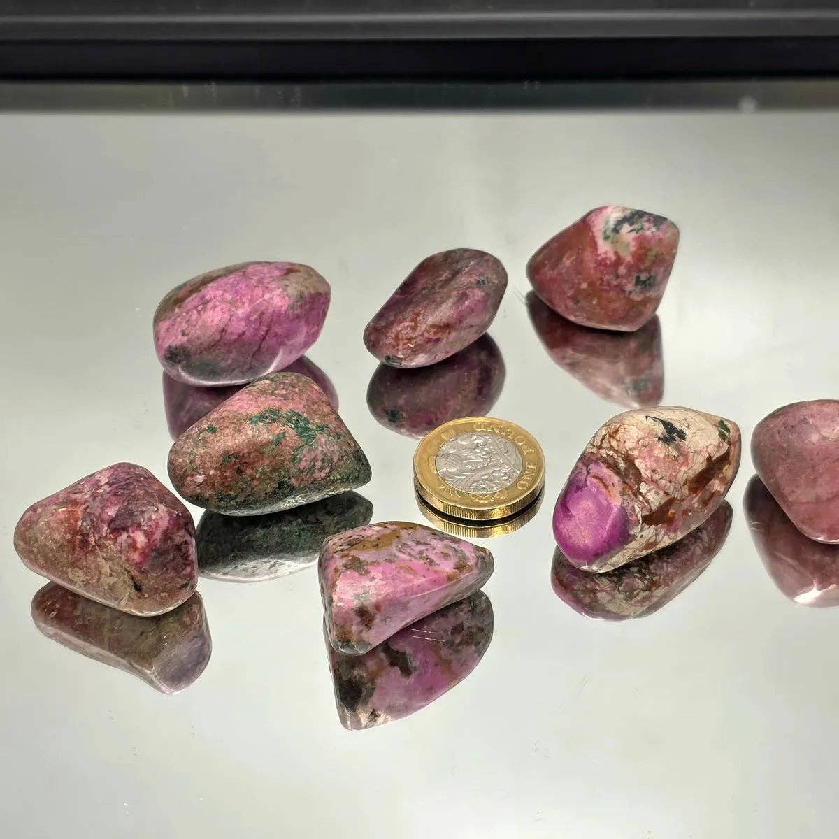 Distinction Crystals - Vente Pierre et cristal de spiritualité - Pierres roulées en calcite cobalt rose 140-150 g par lot2