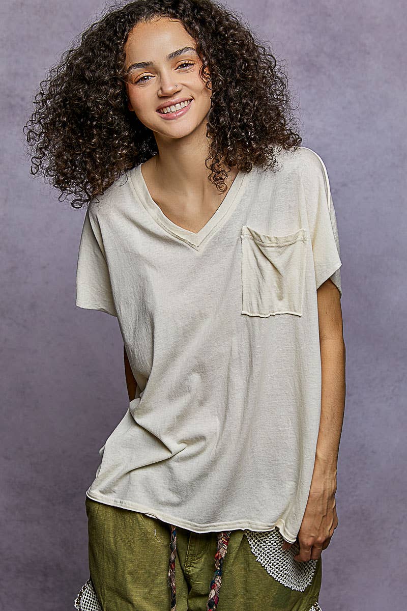 Pol Clothing - Wholesale T-Shirt - Women's - Oversized v-neck front pocket short sleeve solid top SALE5